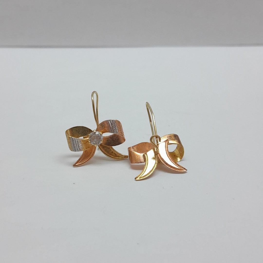 ARETES PAR ORO 14 K 1.9 GRMS (SEMINUEVO)