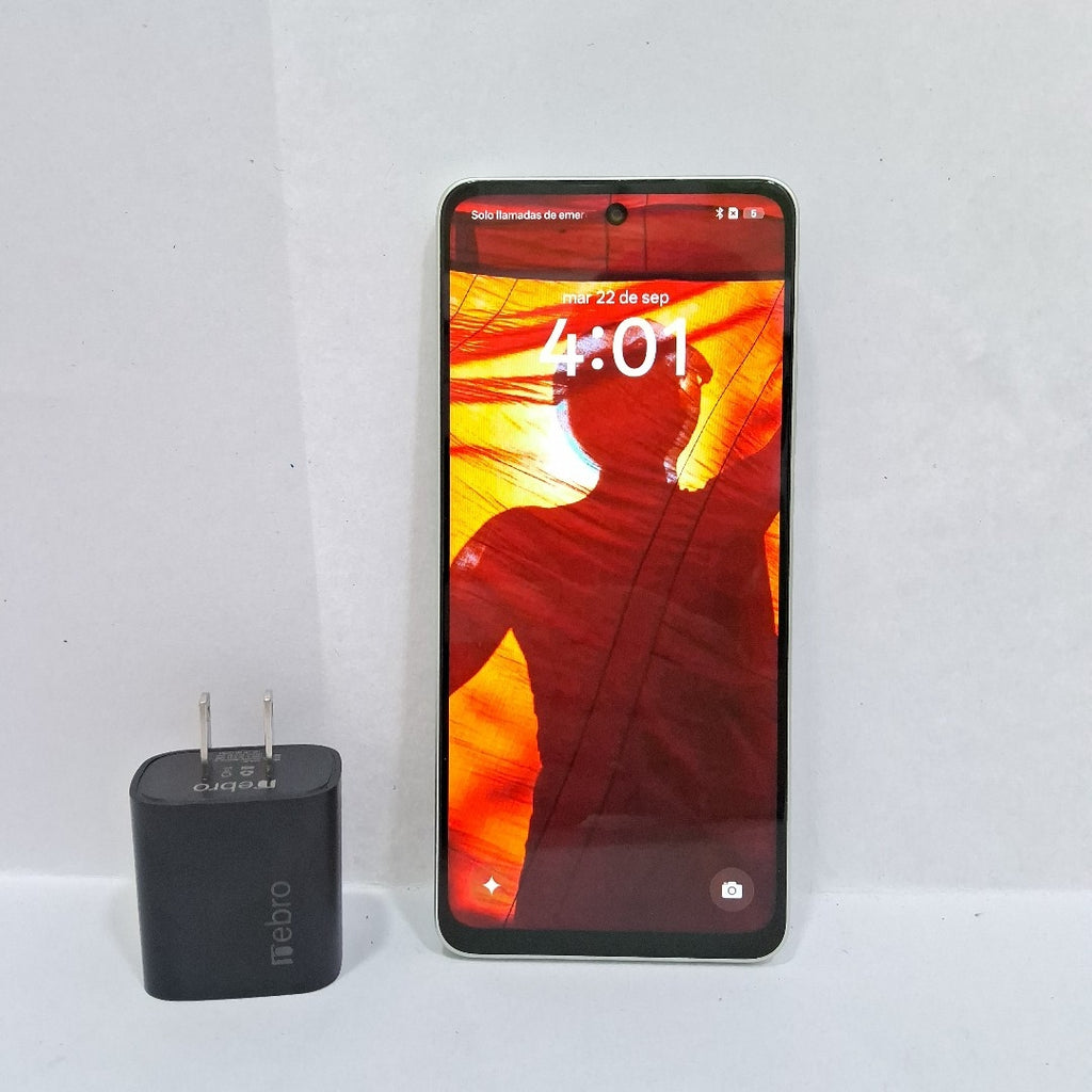 CELULAR OPPO A5 PRO CPH2711 (2025) 256 GB 8 GB RAM (SEMINUEVO)
