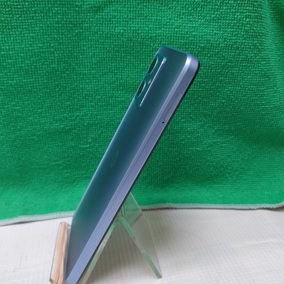 CELULAR MOTOROLA MOTO G54 5G XT2343-1 (2023) 256 GB 8 GB RAM (SEMINUEVO)