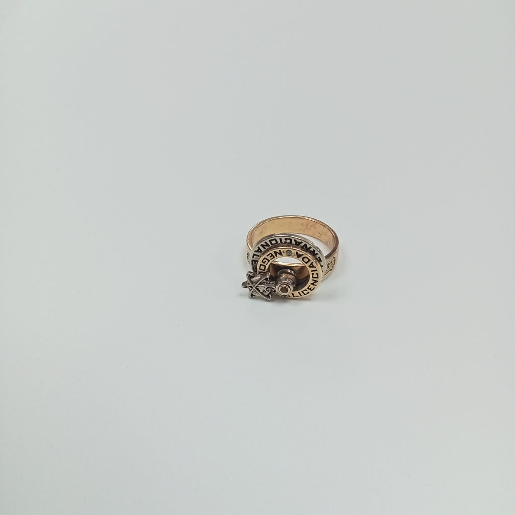 ANILLO DE GRADUACIÓN ORO, ORO COMBINADO 14 K 5.8 GRMS (SEMINUEVO)