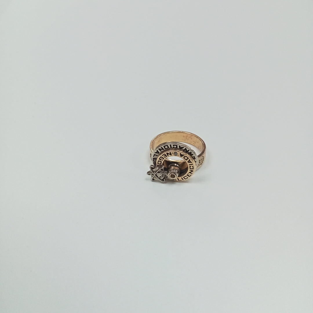 ANILLO DE GRADUACIÓN ORO, ORO COMBINADO 14 K 5.8 GRMS (SEMINUEVO)