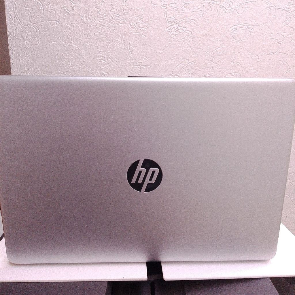 LAPTOP HP 15-EF1501LA (2023) 256 GB SSD 8 GB RAM (SEMINUEVO)