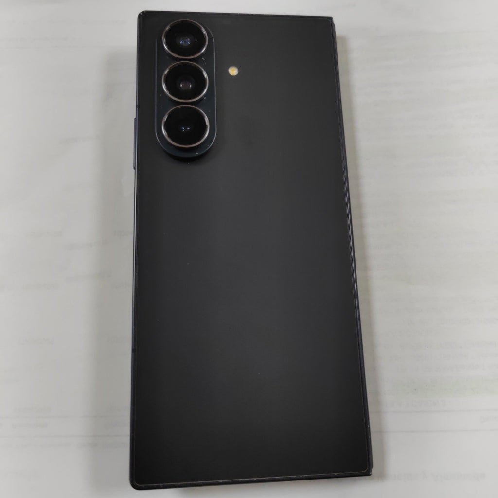 CELULAR SAMSUNG GALAXY Z FOLD7 SM-F966B (2025) 1 TB 16 GB RAM (SEMINUEVO)