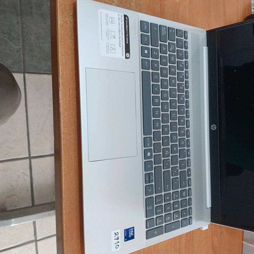LAPTOP HP OMNIBOOK 5 16-AF1050LA (2025) 1 TB SSD 16 GB RAM (SEMINUEVO)