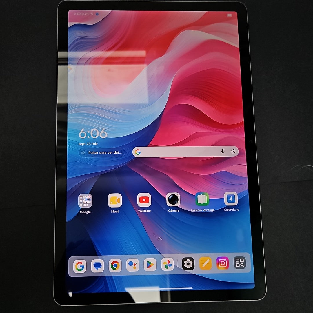 TABLETA LENOVO IDEATAB TB336FU (2025) 128 GB 8 GB RAM (SEMINUEVO)