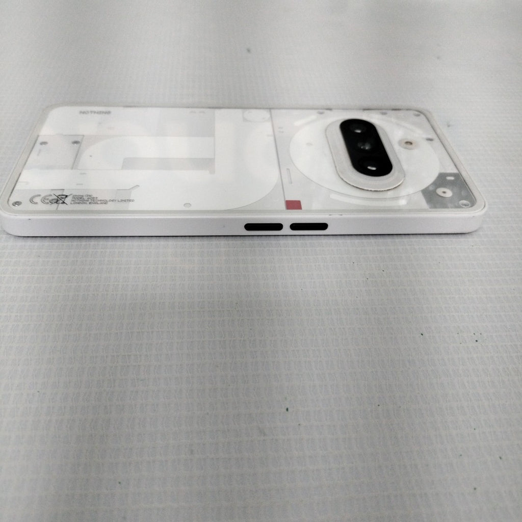 CELULAR NOTHING PHONE (3A) A059 (2025) 256 GB 12 GB RAM (SEMINUEVO)