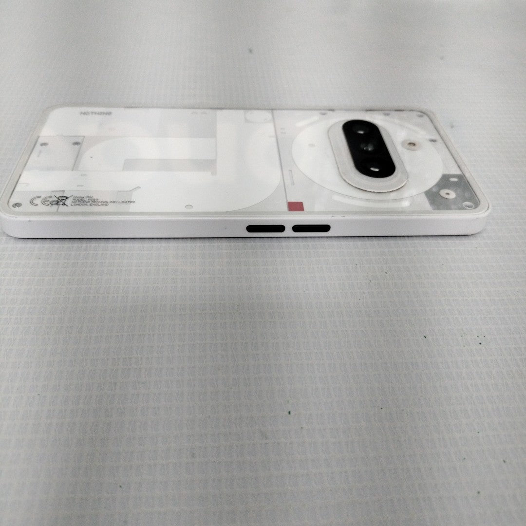 CELULAR NOTHING PHONE (3A) A059 (2025) 256 GB 12 GB RAM (SEMINUEVO)