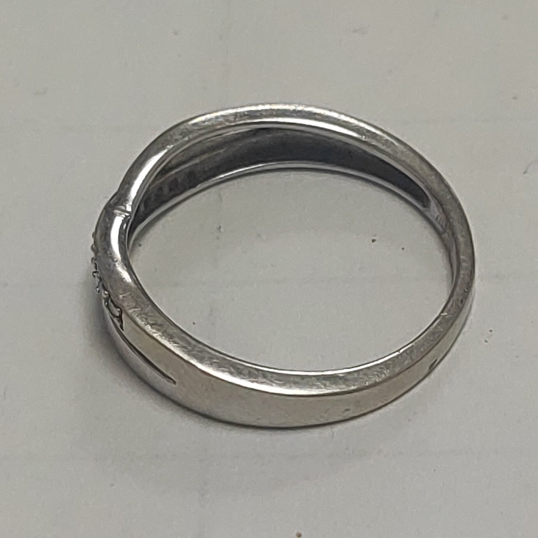 ANILLITO ORO, ORO BLANCO 14 K 2.2 GRMS (SEMINUEVO)