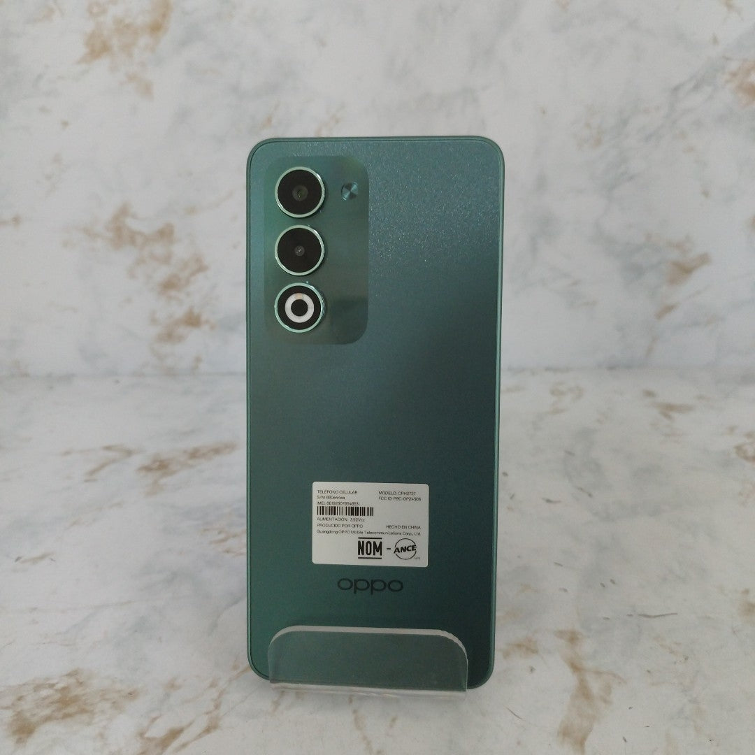 CELULAR OPPO A5 CPH2727 (2025) 256 GB 4 GB RAM (SEMINUEVO)