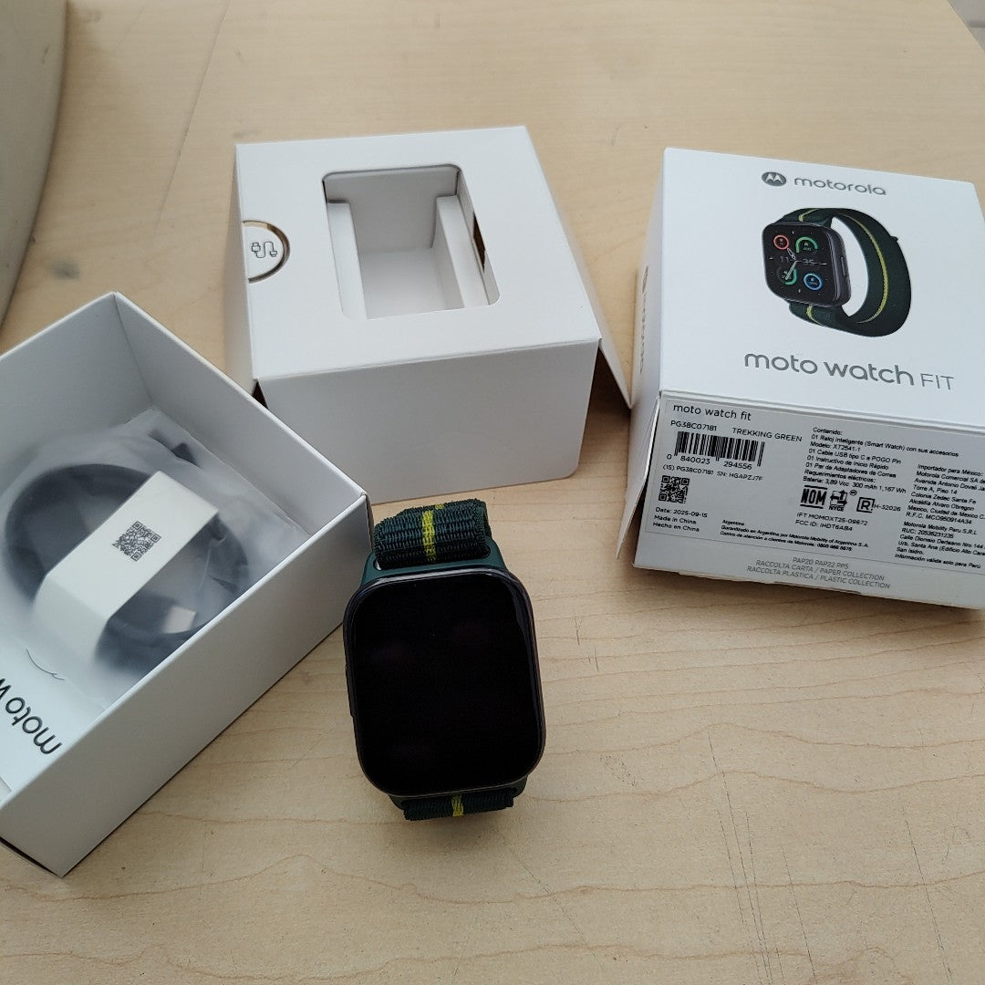 SMARTWATCH MOTOROLA MOTO WATCH FIT 49 MM BLUETOOTH (SEMINUEVO)