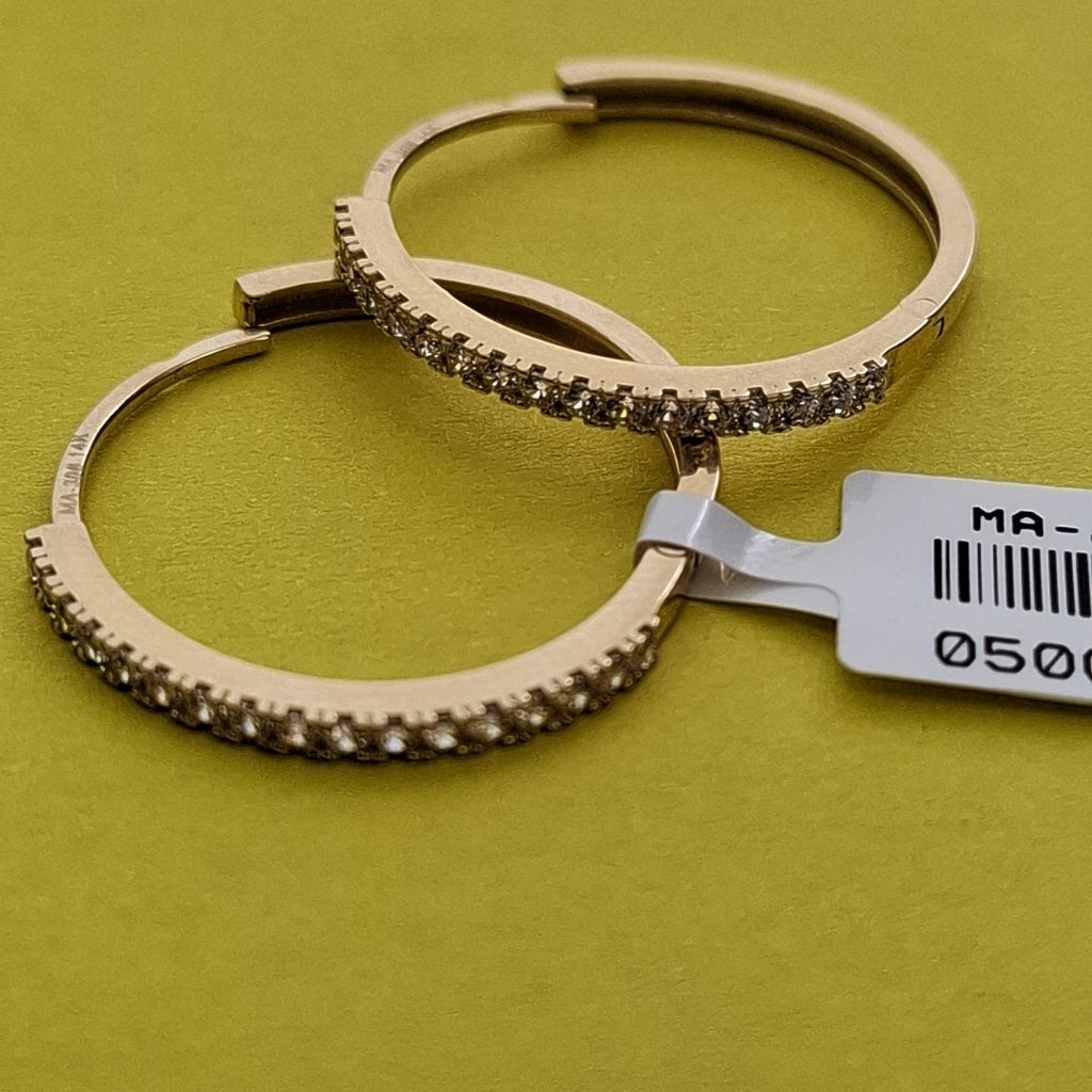 HUGGIES ORO 14K 2.4 (NUEVO)