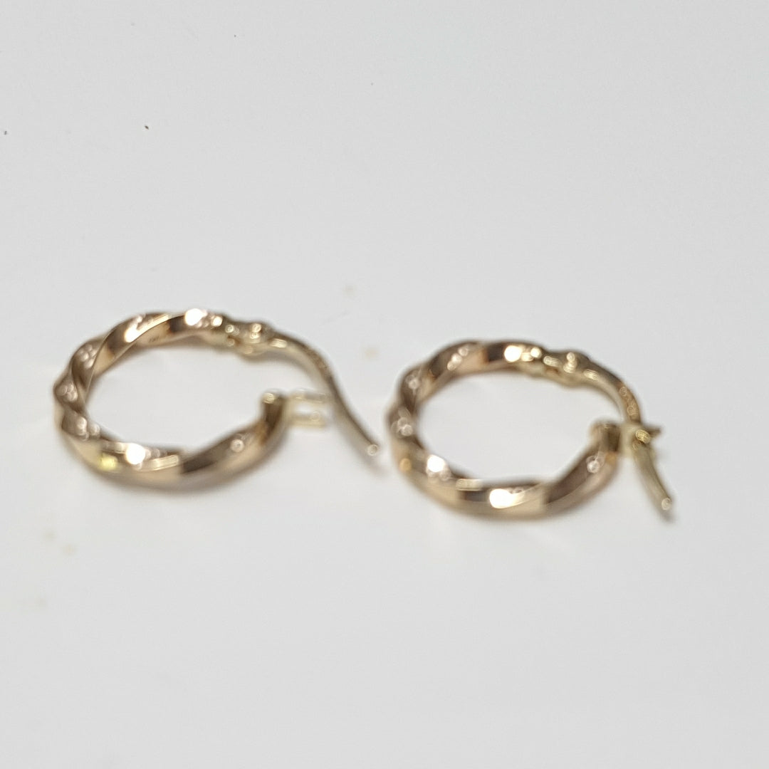 ARRACADAS ORO 14K 0.8 (NUEVO)