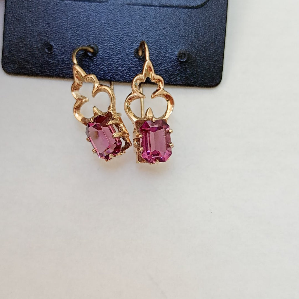 ARETES PAR ORO 8 K 1.6 GRMS (SEMINUEVO)