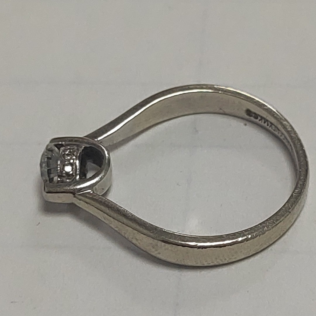 ANILLITO,SOLITARIO ORO 14 K 2,50 GRMS (SEMINUEVO)