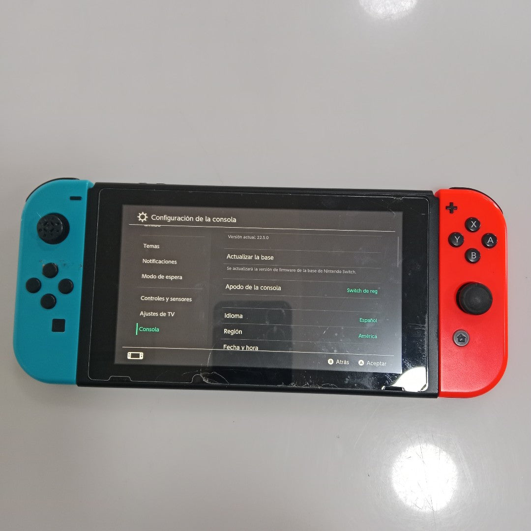CONSOLA DE VIDEOJUEGO NINTENDO SWITCH 32 GB (SEMINUEVO)
