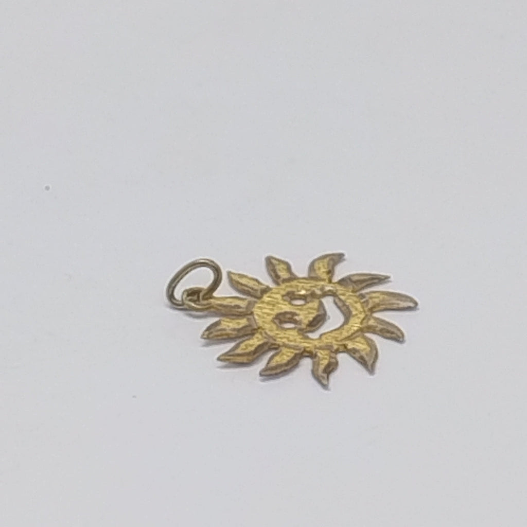 DIJE ORO 8 K 0.9 GRMS (SEMINUEVO)