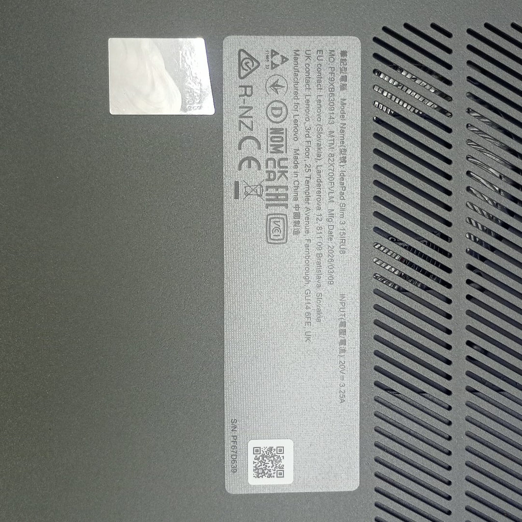 LAPTOP LENOVO IDEAPAD SLIM 3 15IRU8 (2026) 512 GB SSD 8 GB RAM (SEMINUEVO)