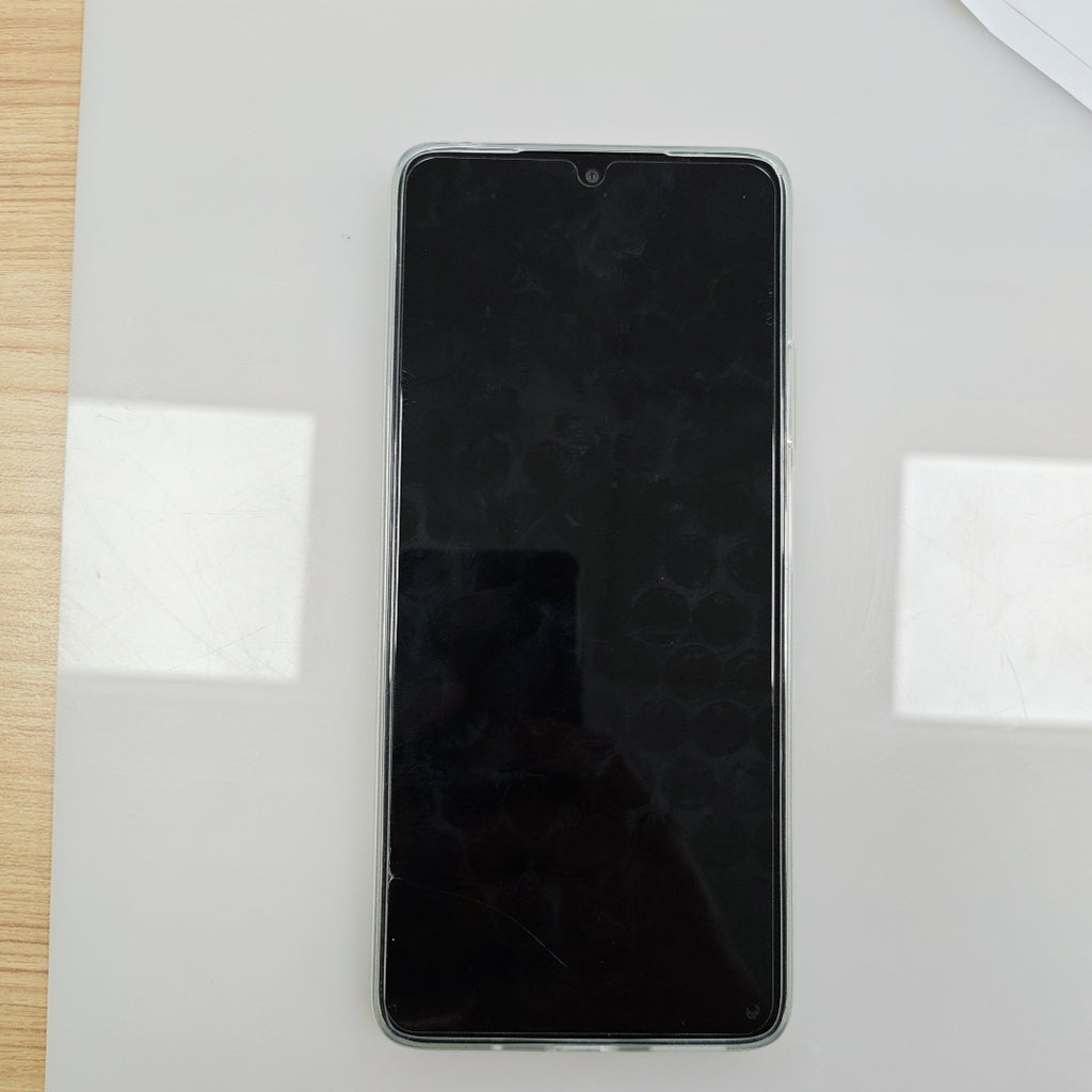 CELULAR MOTOROLA MOTO G06 XT2535-2 (2025) 256 GB 4 GB RAM (SEMINUEVO)