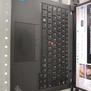 LAPTOP LENOVO THINKPAD T14 GEN 4 (2024) 512 GB SSD 16 GB RAM (SEMINUEVO)