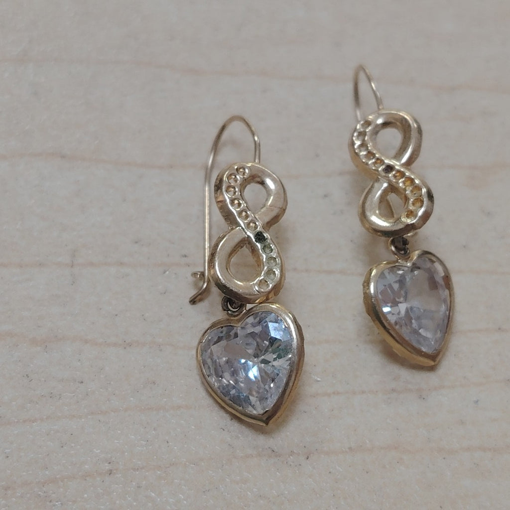 ARETES PAR ORO 10 K 1.8 GRMS (SEMINUEVO)