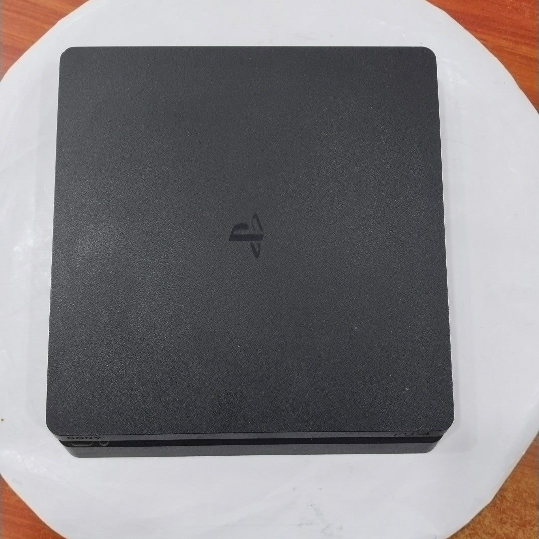 CONSOLA DE VIDEOJUEGO SONY PS4 SLIM 1 TB (SEMINUEVO)