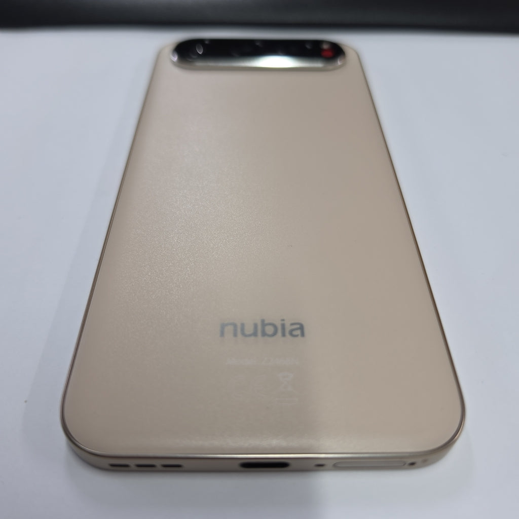 CELULAR NUBIA AIR Z2468N (2025) 256 GB 8 GB RAM (SEMINUEVO)