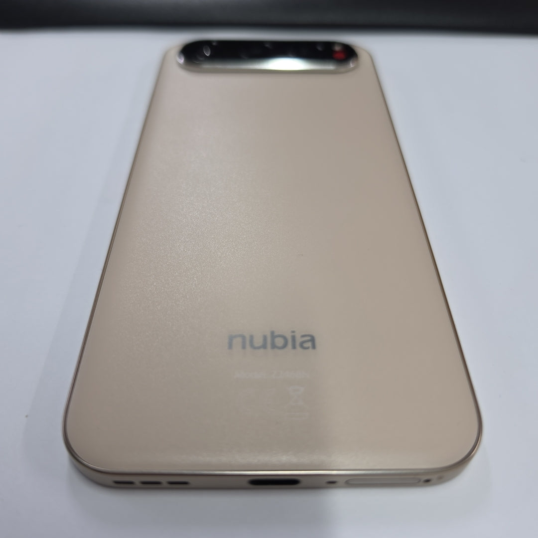 CELULAR NUBIA AIR Z2468N (2025) 256 GB 8 GB RAM (SEMINUEVO)