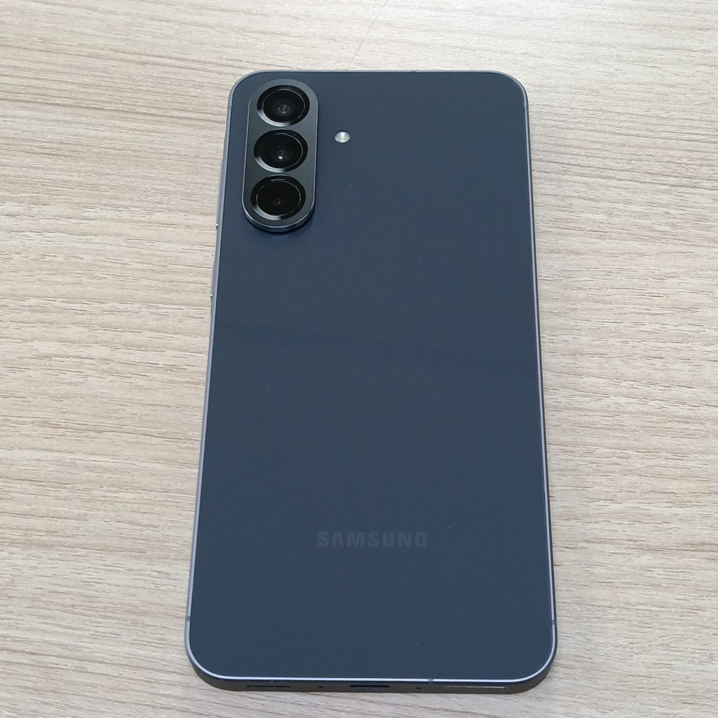 CELULAR SAMSUNG GALAXY A56 SM-A566B (2025) 256 GB 12 GB RAM (SEMINUEVO)