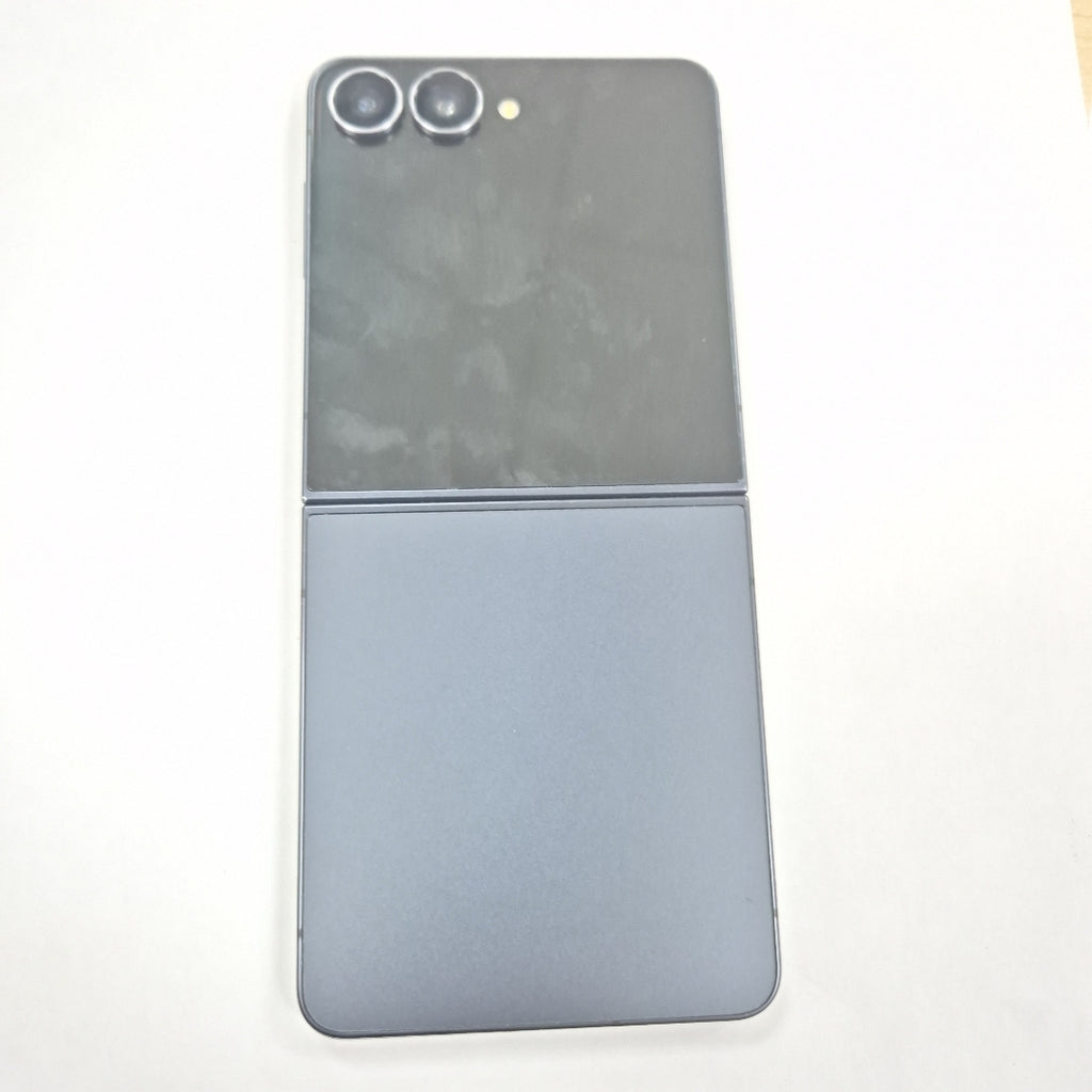 CELULAR SAMSUNG GALAXY Z FLIP 7 SM-F766B (2025) 512 GB 12 GB RAM (SEMINUEVO)