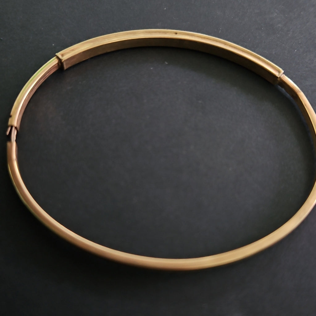 PULSERA RIGIDA ORO 10 K 3.9 GRMS (SEMINUEVO)