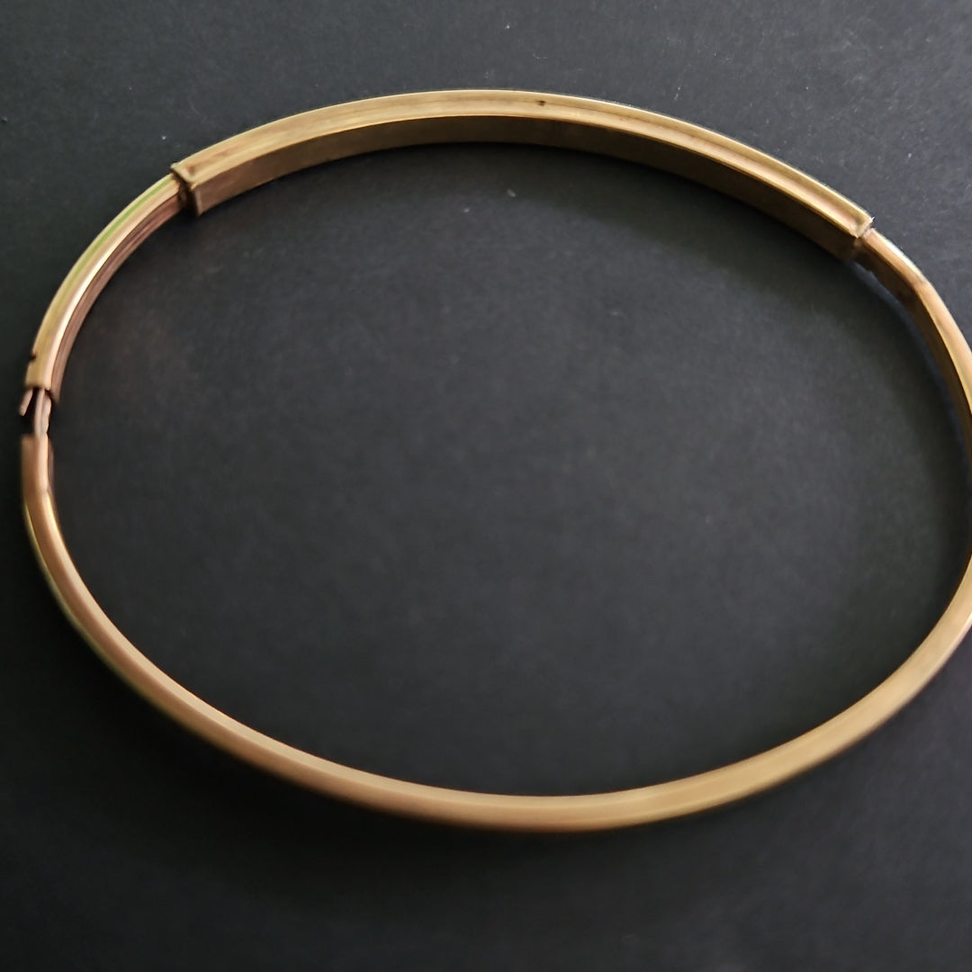 PULSERA RIGIDA ORO 10 K 3.9 GRMS (SEMINUEVO)