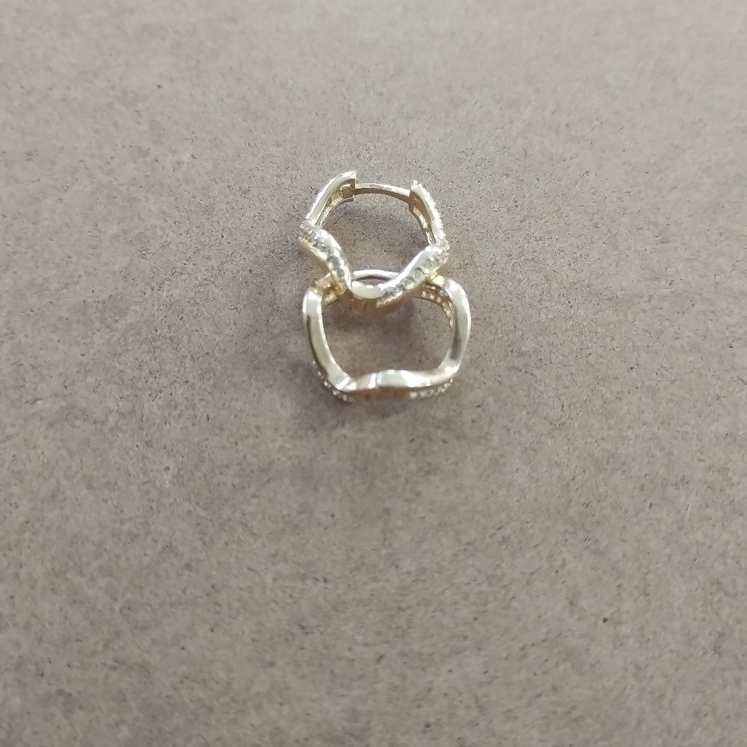 HUGGIES ORO 14K 2.6 (NUEVO)