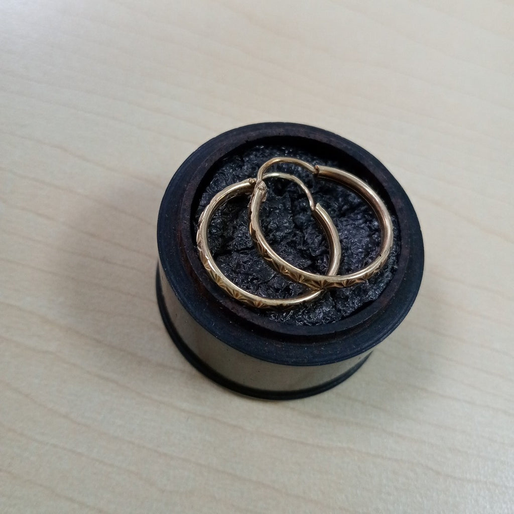 ARRACADAS PAR ORO 10 K 1.4 GRMS (SEMINUEVO)