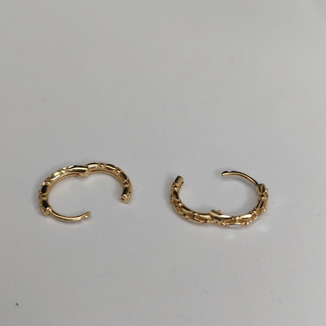 HUGGIES ORO 14K 1.2 (NUEVO)