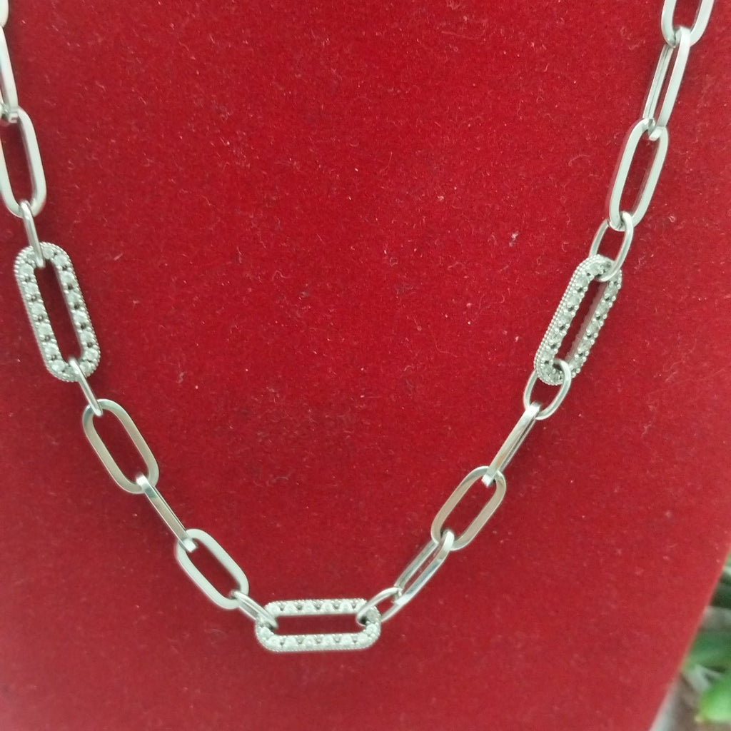 CADENA ORO BLANCO 14 K 8.2 GRMS (SEMINUEVO)