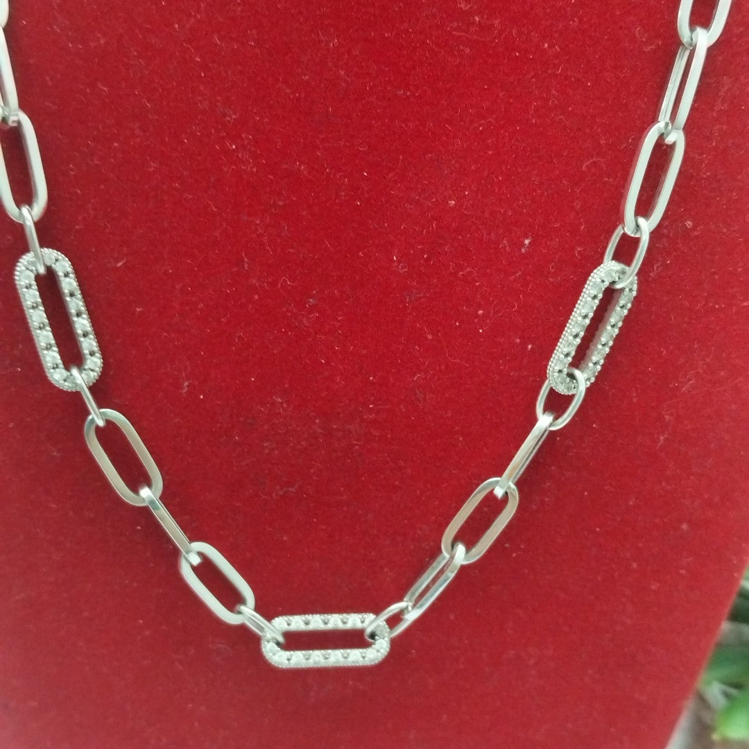CADENA ORO BLANCO 14 K 8.2 GRMS (SEMINUEVO)
