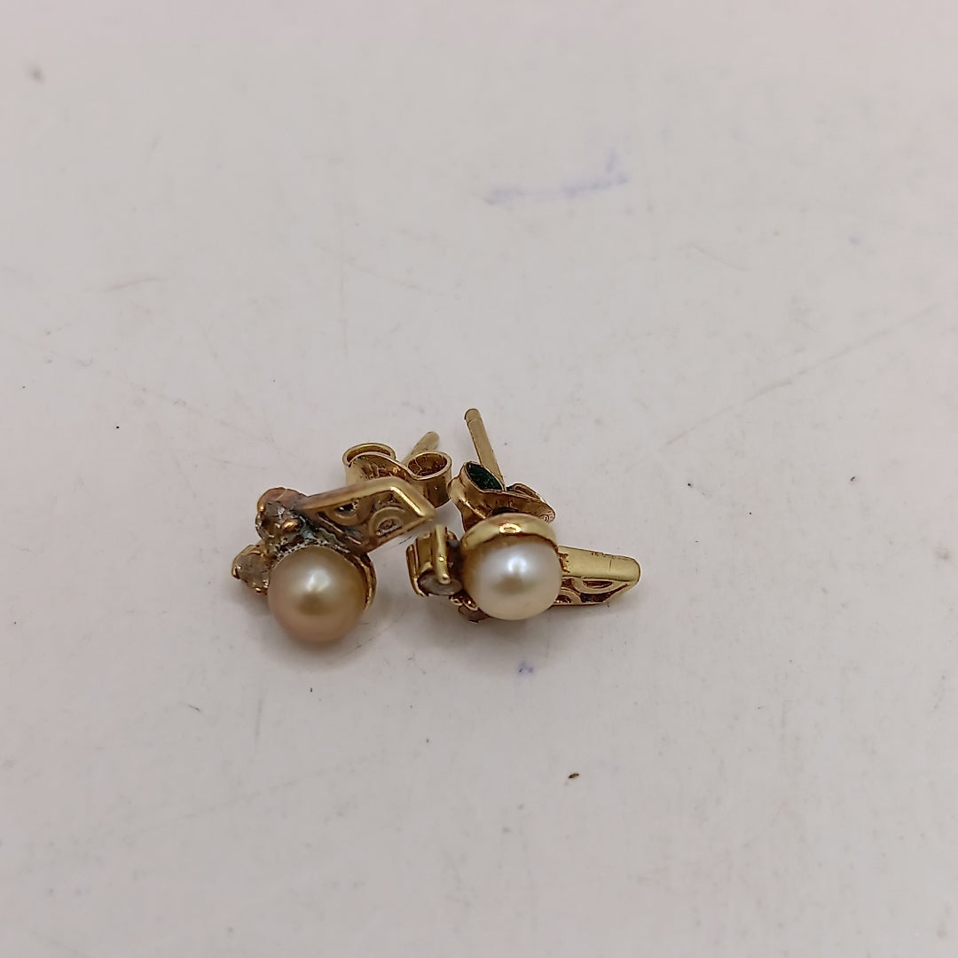 ARETES PAR ORO 14 K 1,90 GRMS (SEMINUEVO)