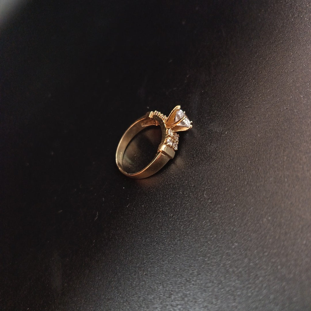 SOLITARIO ORO 8 K 3.8 GRMS (SEMINUEVO)