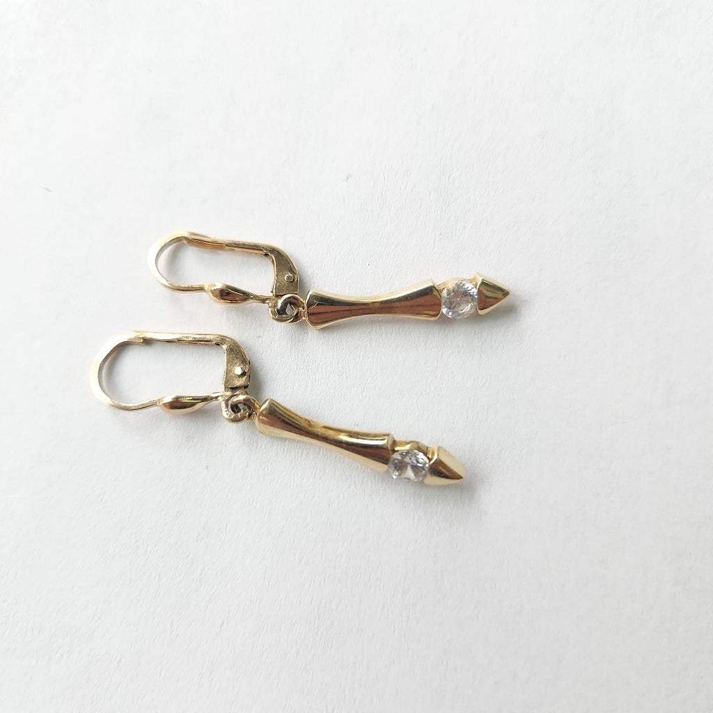 ARETES PAR ORO 14 K 2.4 GRMS (SEMINUEVO)