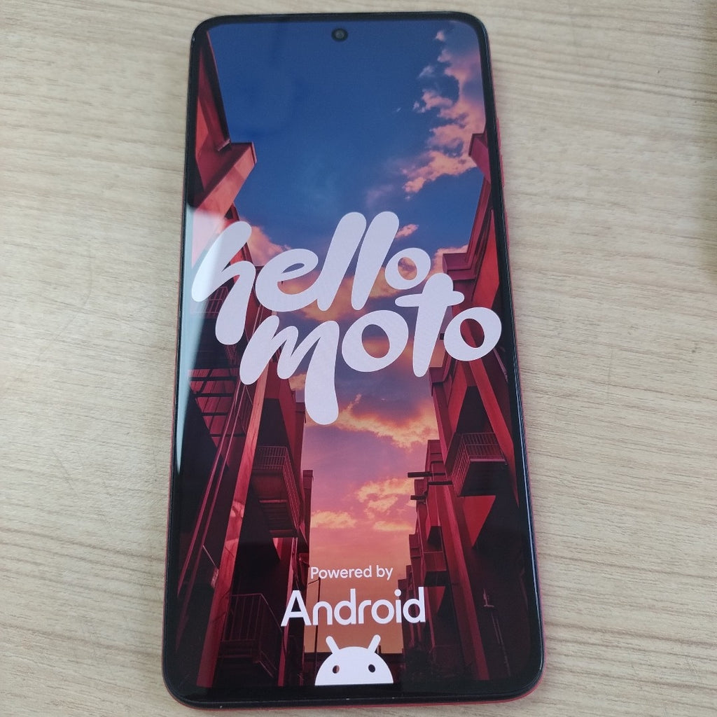 CELULAR MOTOROLA MOTO G84 XT2347-1 (2023) 256 GB 8 GB RAM (SEMINUEVO)