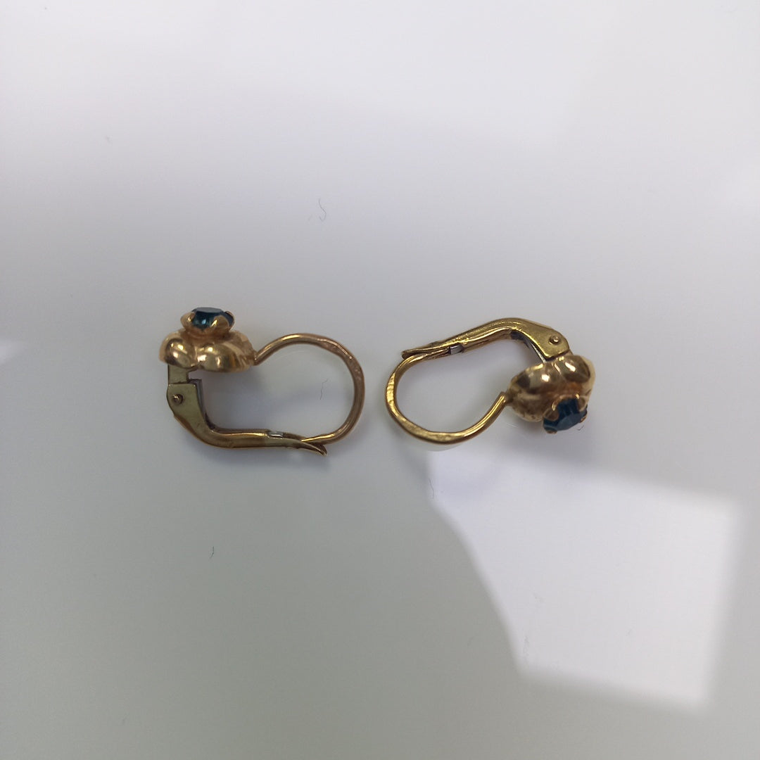 ARETES PAR ORO 10 K 1.6 GRMS (SEMINUEVO)
