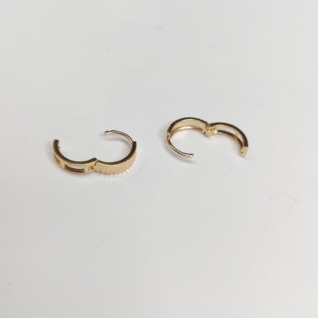 HUGGIES ORO 14K 1.9 (NUEVO)