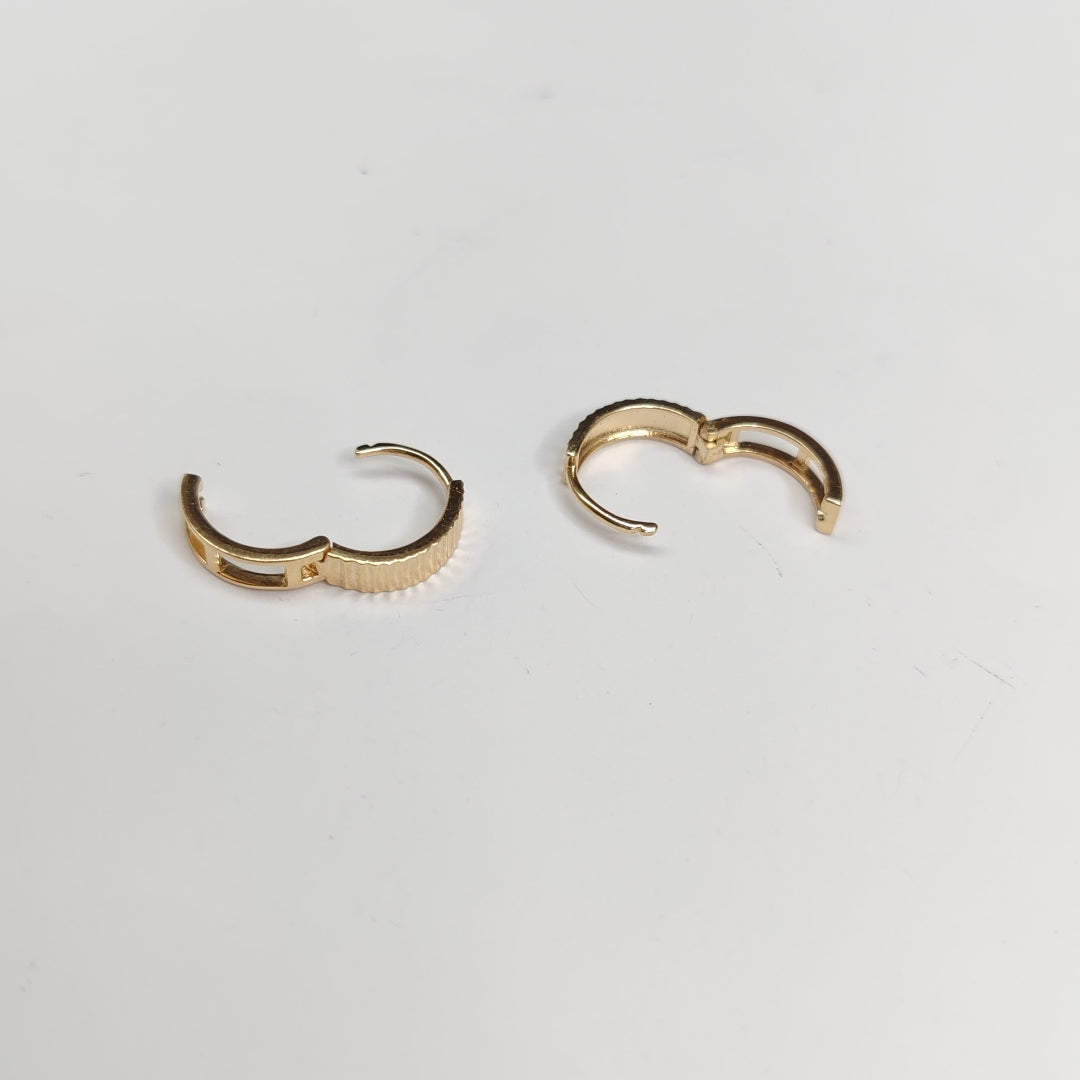 HUGGIES ORO 14K 1.9 (NUEVO)