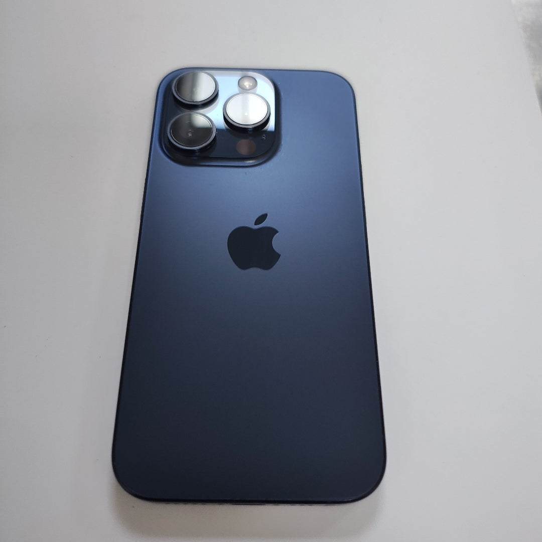 CELULAR APPLE IPHONE 15 PRO A3101 256 GB 8 GB RAM (SEMINUEVO)