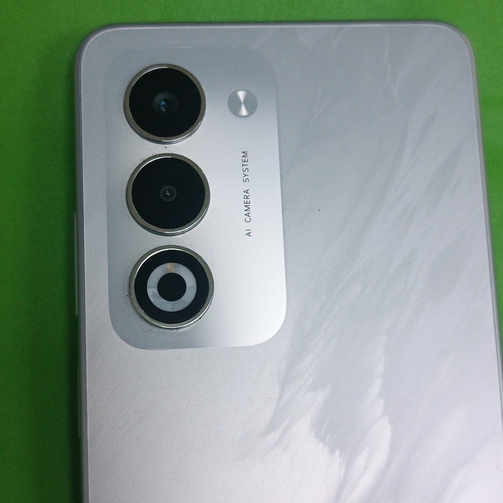 CELULAR OPPO A5 CPH2727 (2025) 256 GB 4 GB RAM (SEMINUEVO)