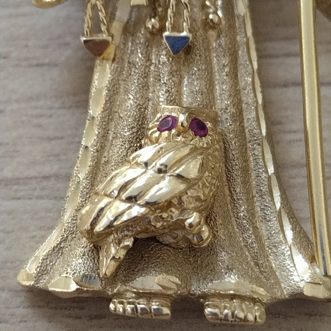 DIJE ORO 14 K 28.5 GRMS (SEMINUEVO)