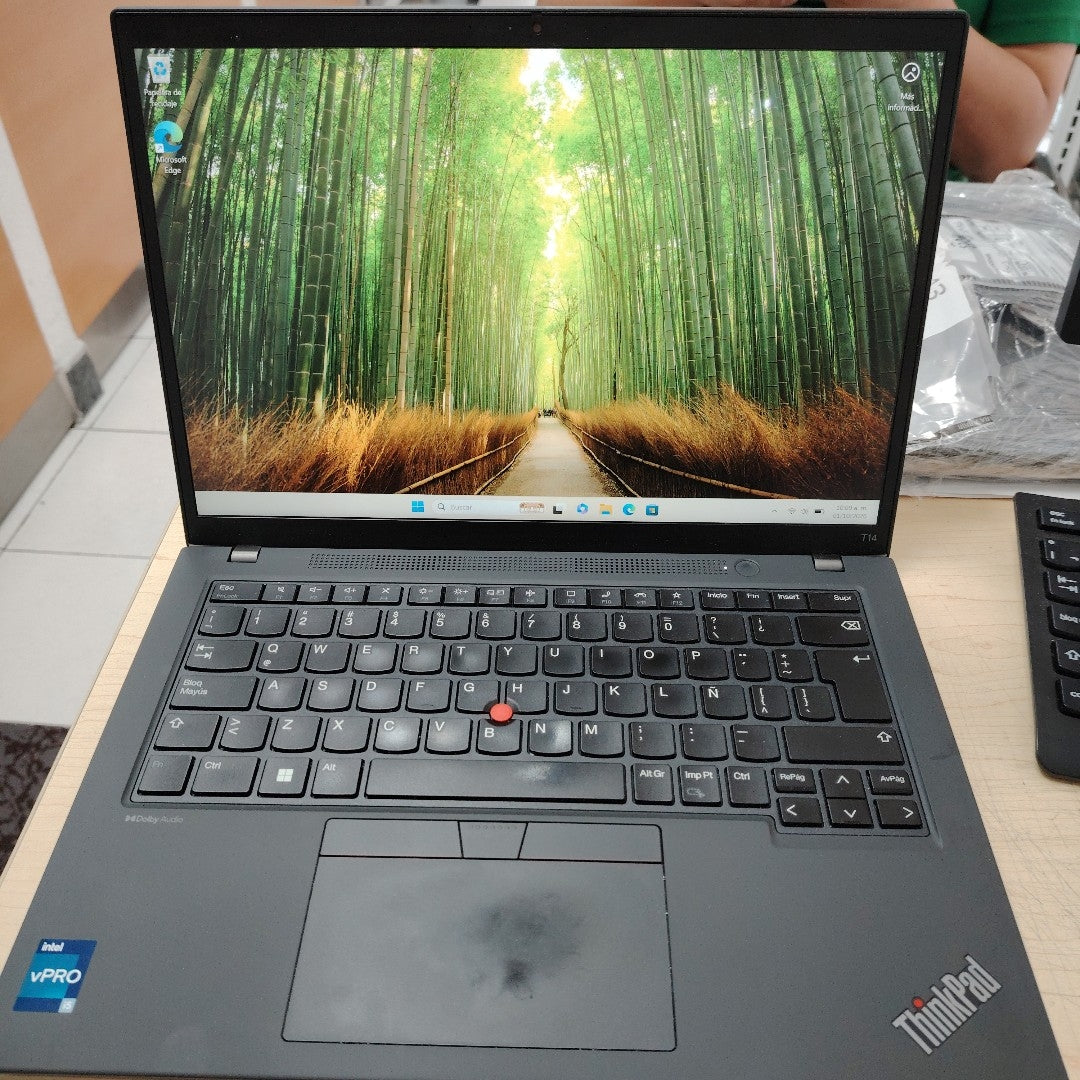 LAPTOP LENOVO THINKPAD T14 GEN 4 (2024) 512 GB SSD 16 GB RAM (SEMINUEVO)