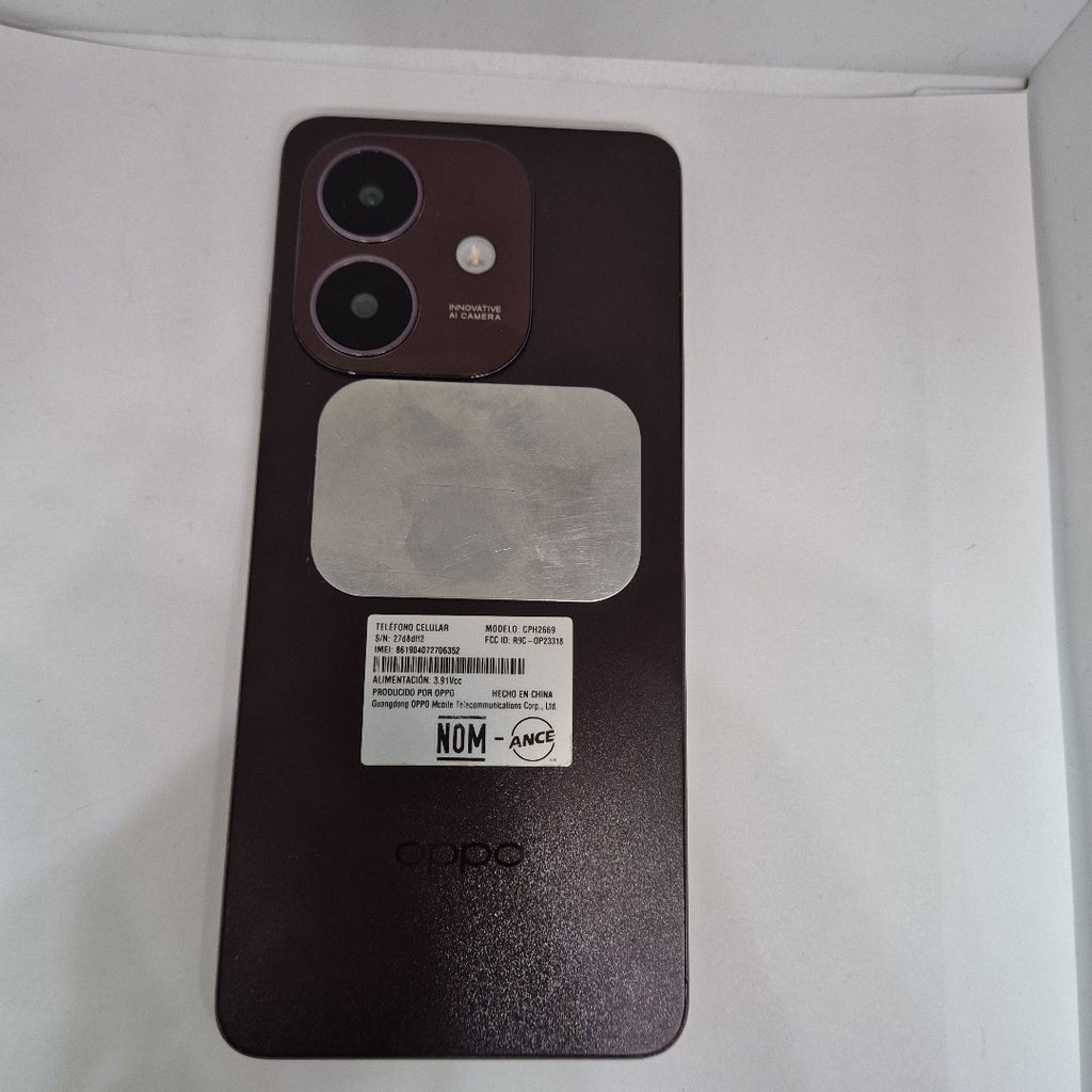 CELULAR OPPO A40 CPH2669 (2024) 256 GB 4 GB RAM (SEMINUEVO)