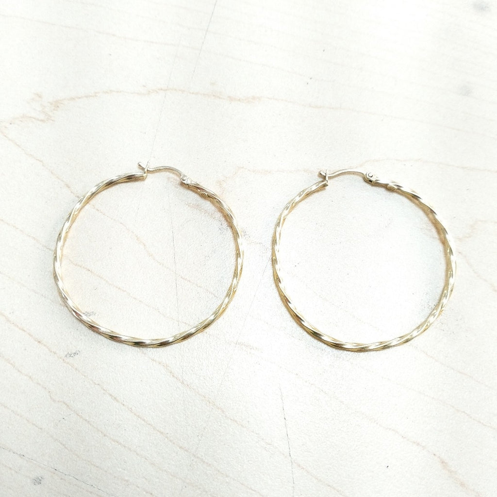 ARRACADAS PAR ORO 14 K 3.6 GRMS (SEMINUEVO)