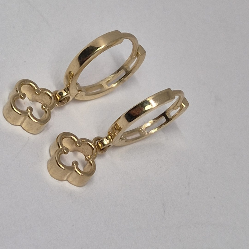 ARETES ARRACADAS CON DIJE 14K 2.4 GR (NUEVO)